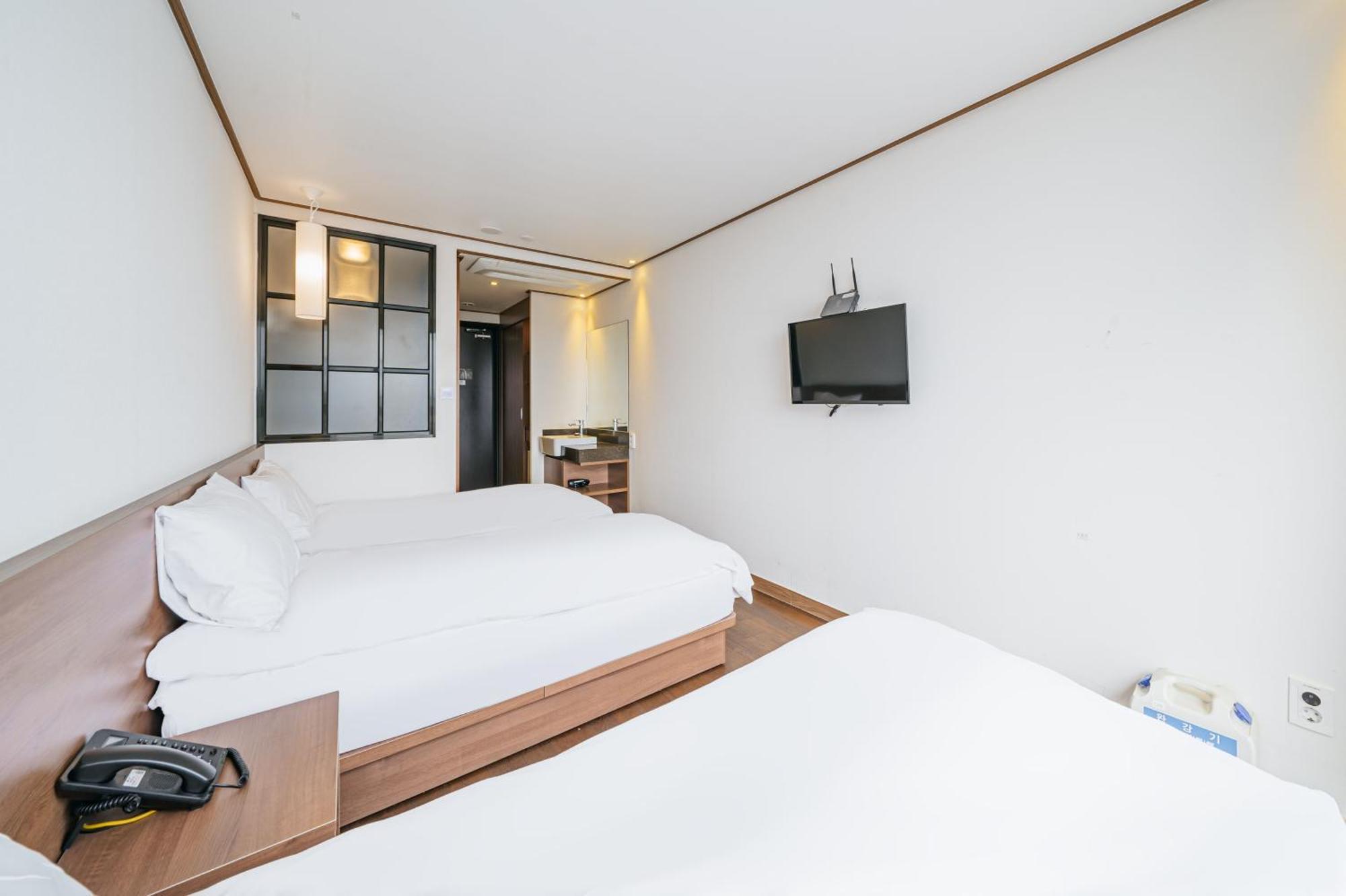 Tamara Jeju Hotel Seogwipo Extérieur photo
