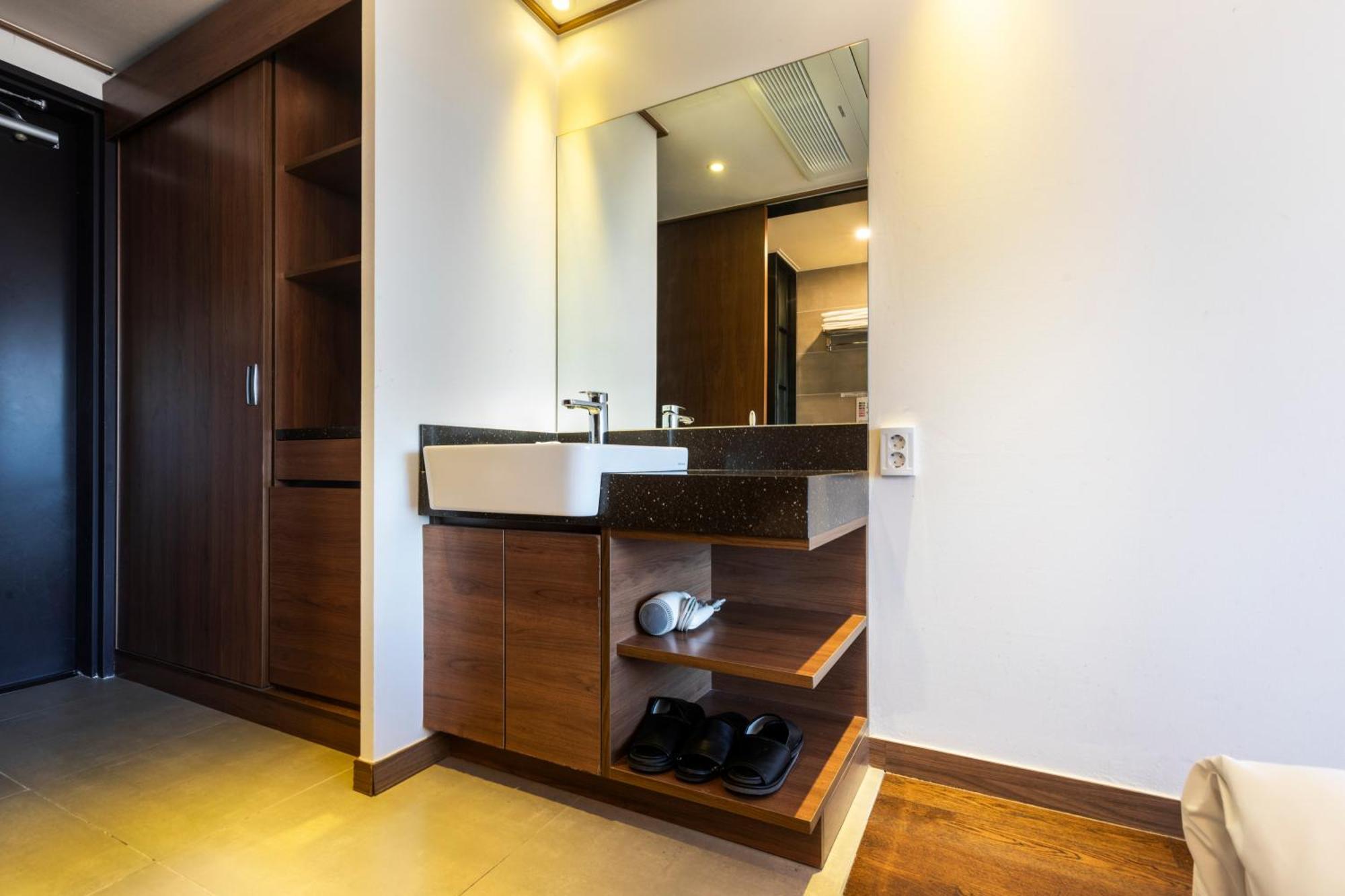 Tamara Jeju Hotel Seogwipo Extérieur photo