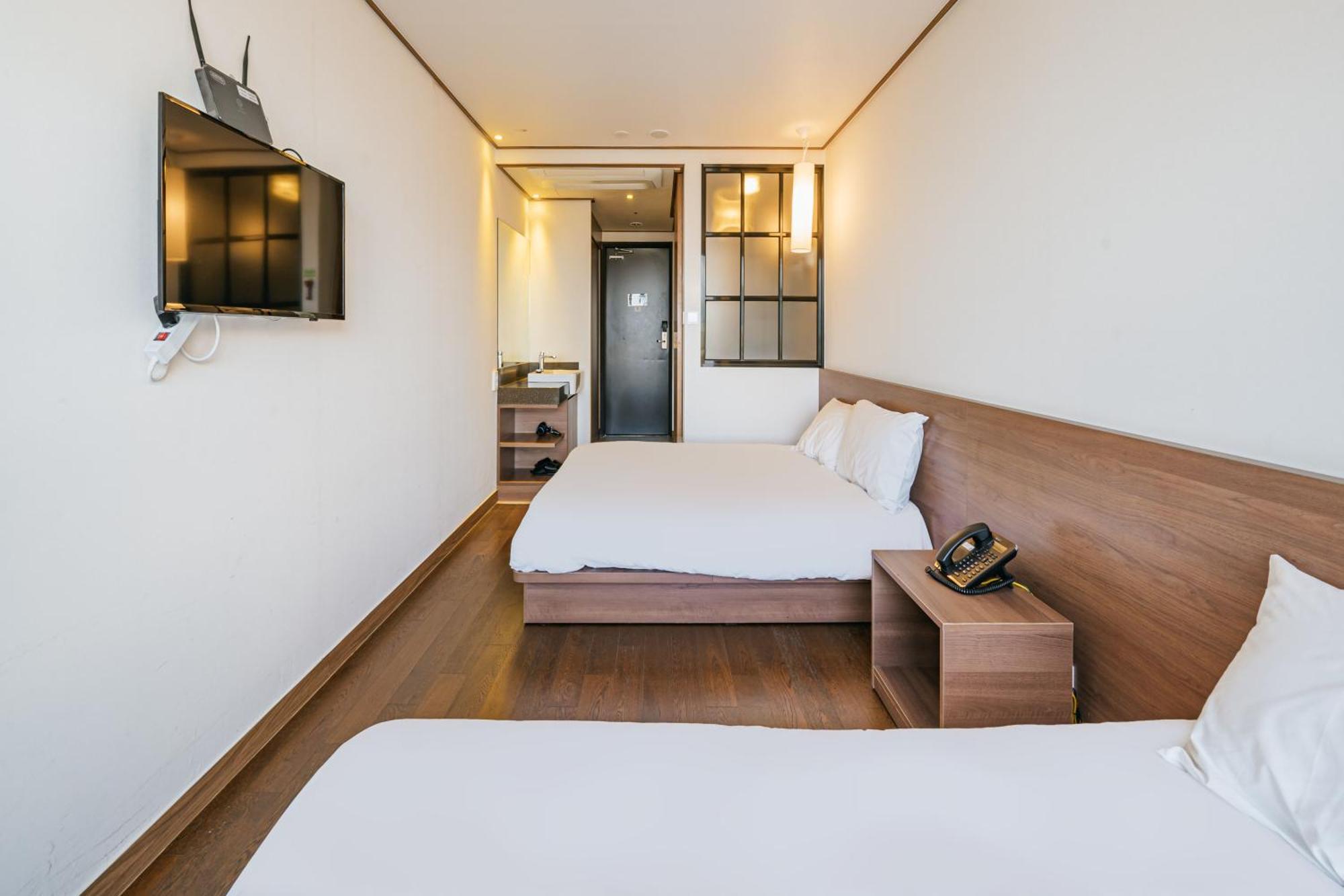 Tamara Jeju Hotel Seogwipo Extérieur photo