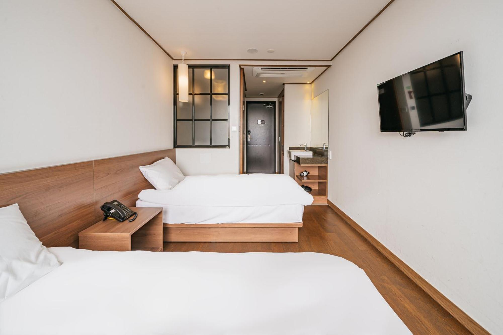 Tamara Jeju Hotel Seogwipo Extérieur photo